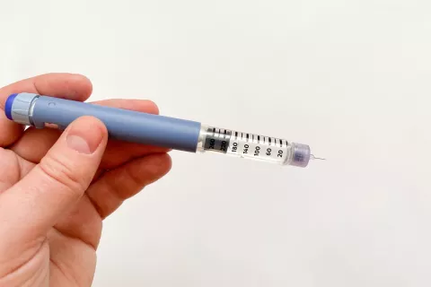 End-to-End Regulatory Support for Pen Injector Registration in Japan