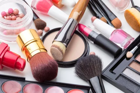 Successful Classification of a Cosmetic Product in Multiple Markets
