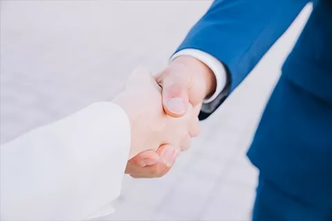 Strategic Regulatory Partnerships How to Evaluate &amp; Engage with a Regulatory Partner?